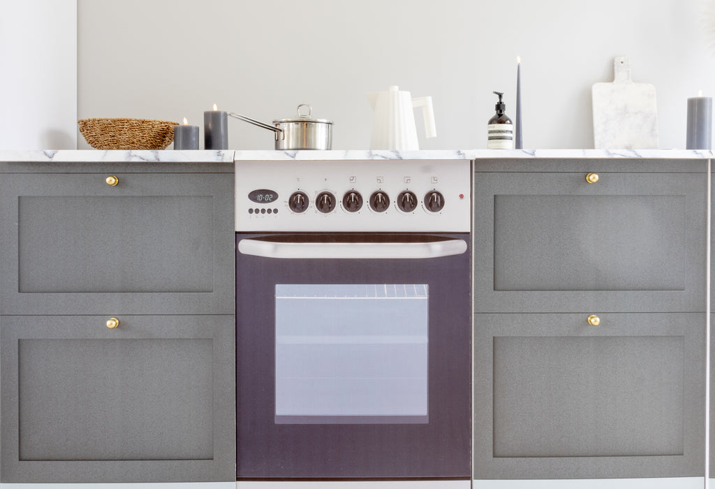 Herdattrappe LOKE für Home Staging Pappküchen