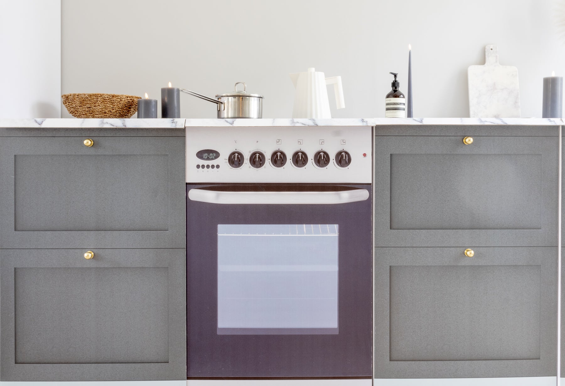 Herdattrappe LOKE für Home Staging Pappküchen